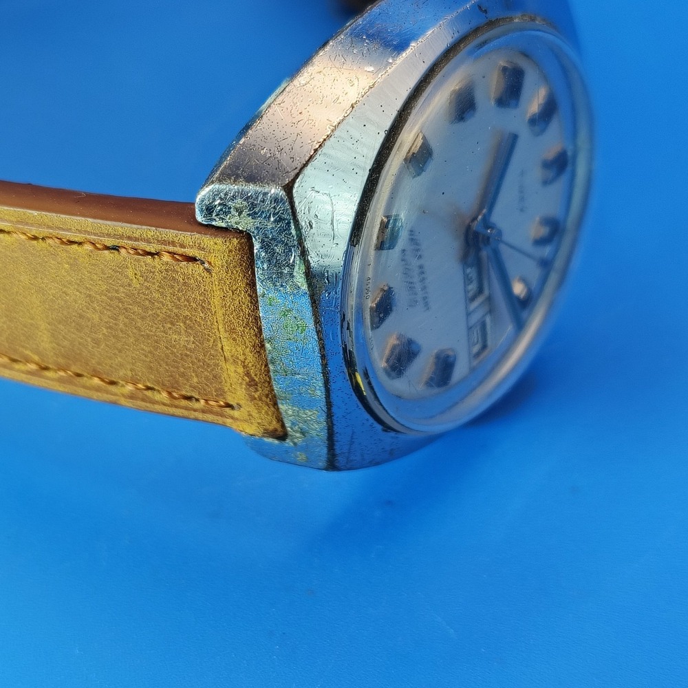 Vintage 1971 Timex Automatic Day Date 39mm Mens Mechanical Watch Leather Strap - Picture 10 of 10